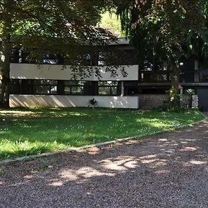 Maison D'architecte Au Bord De L'eau Pont-dʼAin